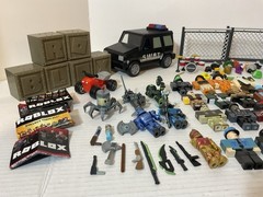 Roblox Figures, Accessories, Vehicles Lot. Over 20 Figures See Pic. No codes
