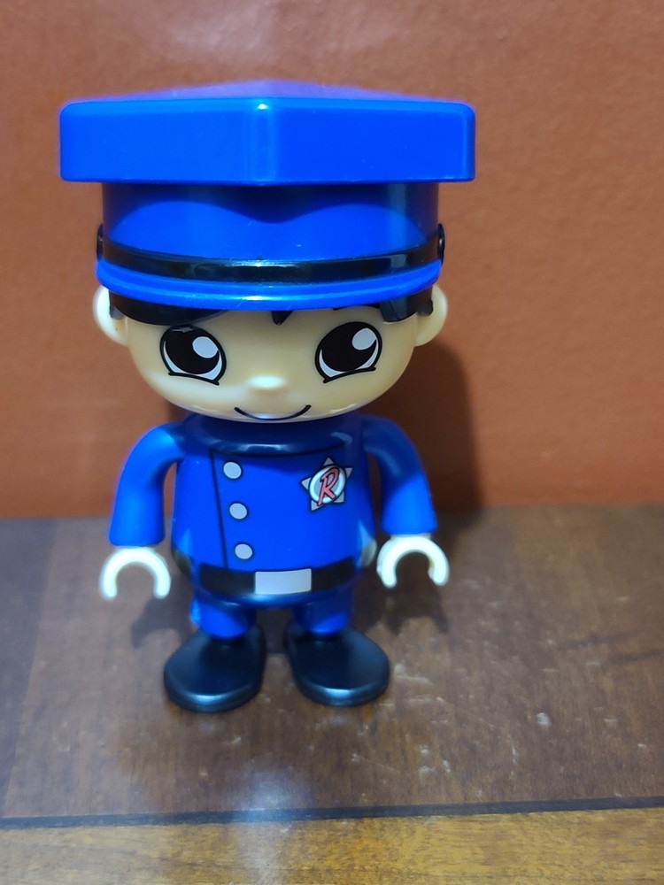 Bonkers Ryan’s World Series 2 Police Officer Ryan 3.25″ Toy Figure