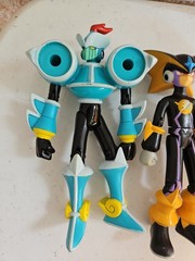Mega Man Figure Lot Virus Attack WindblastMan Windblast Bass Cape NT Warrior