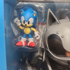 Sonic The Hedgehog Giant Mecha Sonic vs Sonic 9 Inch Action Figure Set Lights Se