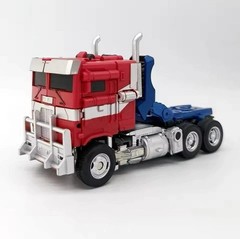 BAIWEI Deformable RoTB Autonomous Commander Prime TW-1030 7″ Action Figure