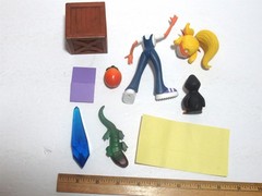 Lot Vtg 1998 Resaurus Crash Bandicoot Toy Action Figures & Accessories Gems