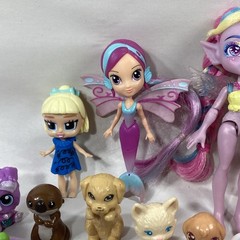 Mixed Lot Of Smalls, Shopkins, Puppy In My Pocket, Littlest Pet Shop, Tokidoki.