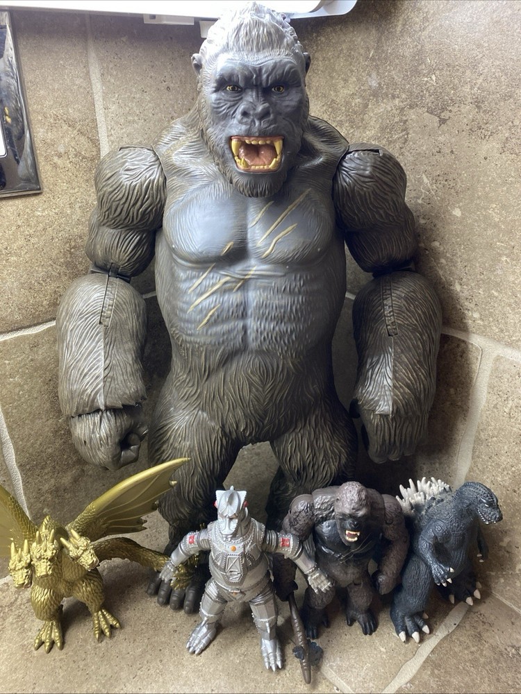 LOT OF Godzilla & King Kong 18” Mecha, King Ghidorah, Bandai, Lanard Figures