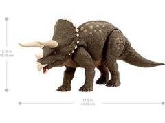 Jurassic World Dinosaur Habitat Defender Triceratops Action Figure Dino Trackers