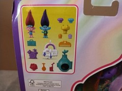 Polly Pocket DreamWorks Trolls Compact Playset With Poppy & Branch