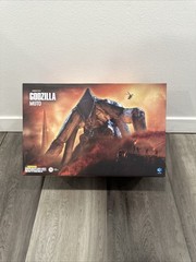 Hiya Toys Female MUTO Godzilla 2014 Exquisite Basic Series NEW OPEN BOX