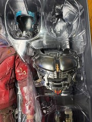 Hot Toys MMS421 Marvel Guardians of the Galaxy Vol 2 Star Lord Deluxe NO HELMET