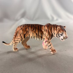 Lot of 7 Toy Animal Figures tiger lion leopard rhino dog terra brooklyn lollipop