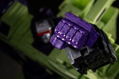 NEWBEE NB-02 Devasation‘s Hand Upgrade Kit For SS86 Devastator ABS Accessories