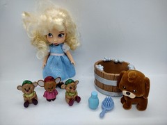 DISNEY STORE 8pc Animators Collection CINDERELLA 5″ toddler doll mice set