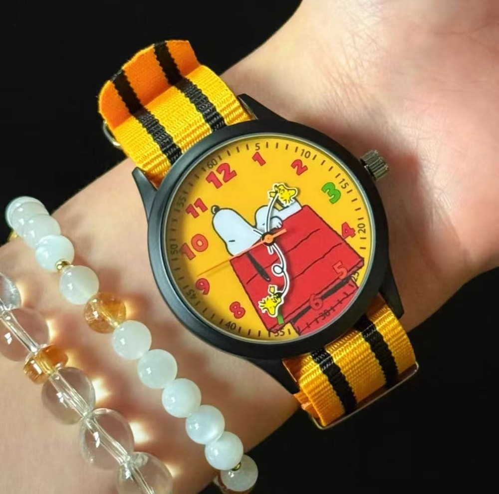 Authentic MINISO Snoopy & Friends Series Blind Box Confirmed Wristwatch Kid Gift