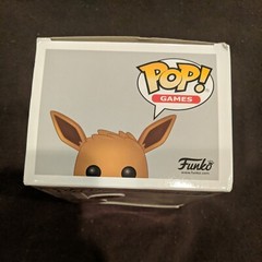 Funko Pop! Movies: Pokemon Red and Blue – Eevee Vinyl Figure
