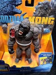 GODZILLA VS KONG – King Kong With Battle Axe & Battle Damage – Damaged Box