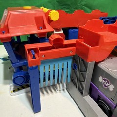 Paw Patrol Big Truck Pups HQ Truck Stop Lot With Trucks And Figures Working
