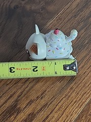Bonkers Toy Co. Aphmau Meemeows 2″ Ice Cream Sundae Cat Figure Cake Topper