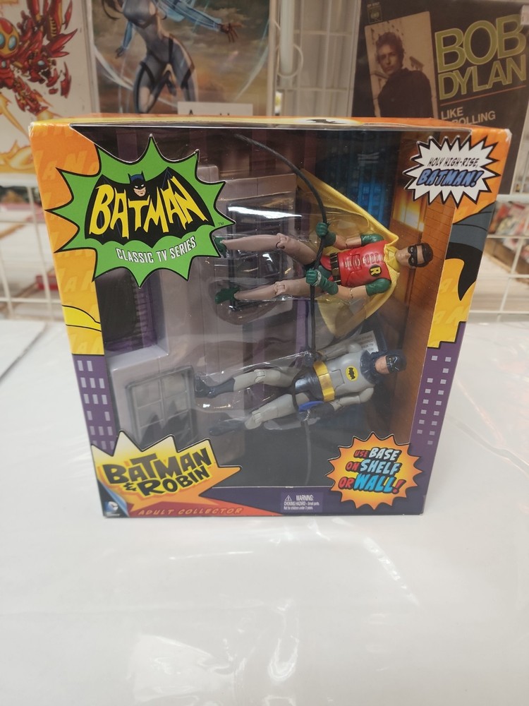Batman 1966 TV Moments Wall Climbing Batman & Robin DC Universe Classics