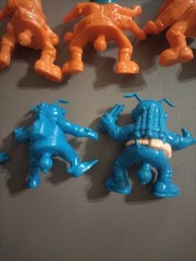 Army Ants Figures – 9 Vintage Lot Orange Blue, Hasbro. Do not have rubber Butts