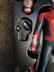 Hot Toys MMS658 The Amazing Spider-Man 2 With Toystay White Lense [MISSING MASK]