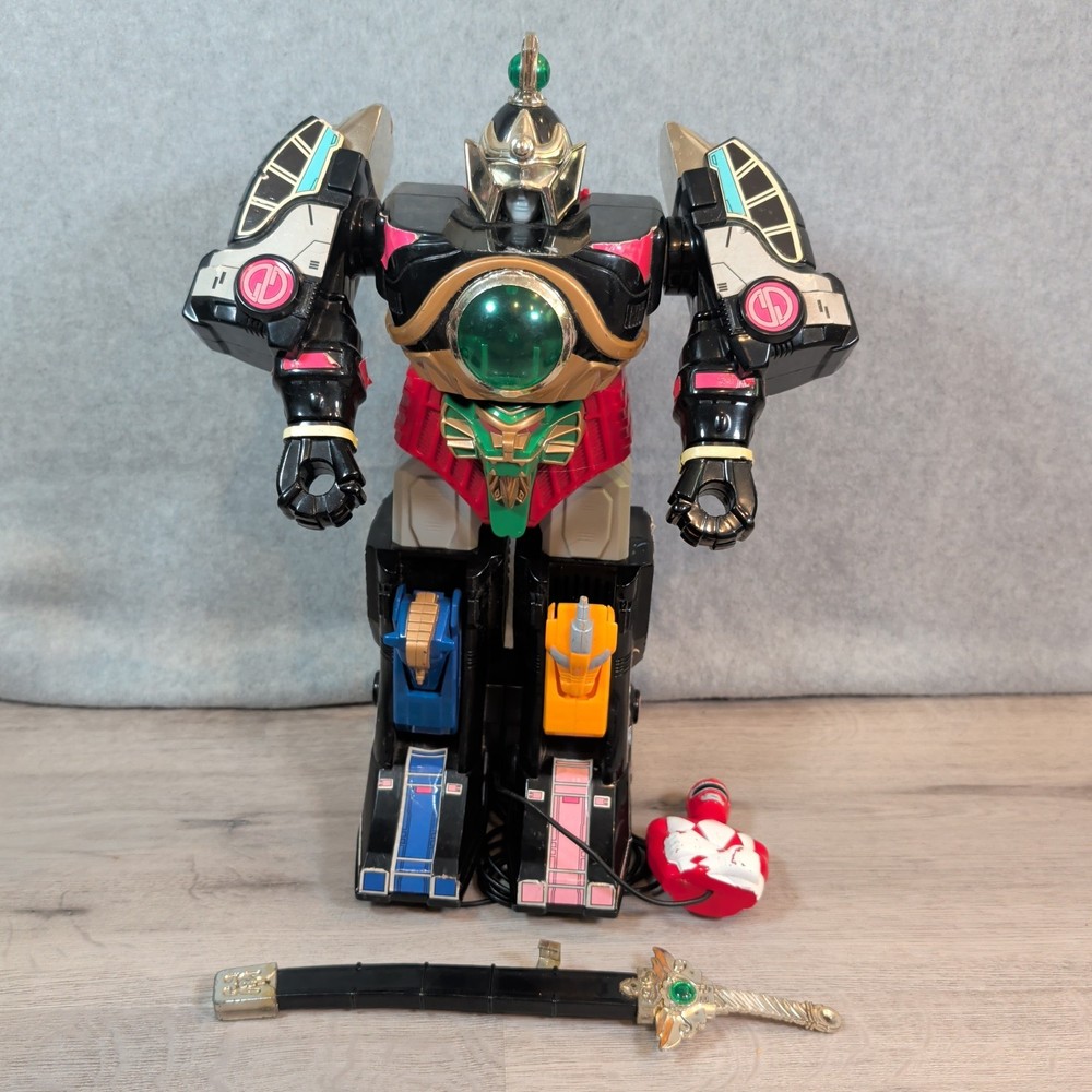 1994 Mighty Morphin Power Rangers Deluxe Thunder Megazord W/ Controller & Sword