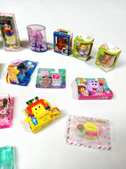 Zuru Mini Brands Disney +++ Mixed Series Lot Of 24pc Total
