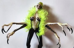 WELVATH Devilman Fewture 8″ Tall Action Figure Complete w/ 2 Extra Heads & Base