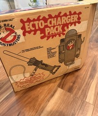 NIP Vintage Ghostbusters Echo Charger Pack With Cardboard Insert