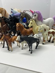 Lot Of 23 Toy Horse Figurines Toys W/ Fencing Accessories Random Assortment