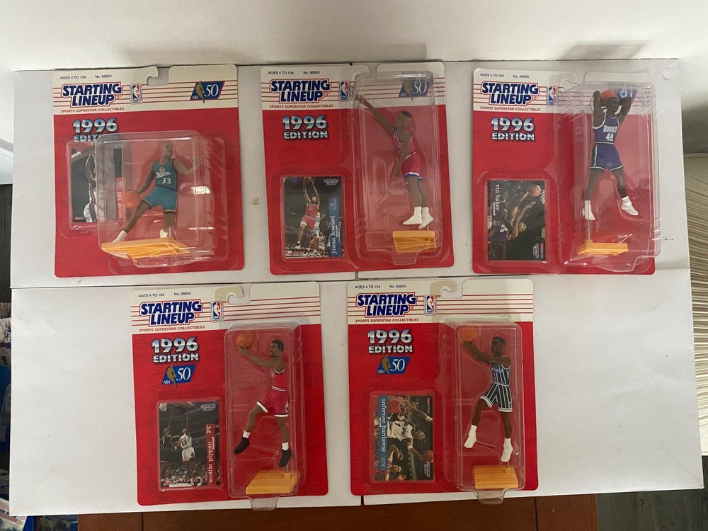 Kenner Starting Lineup 1996 Series Basketball Figures, Lot 0f 5