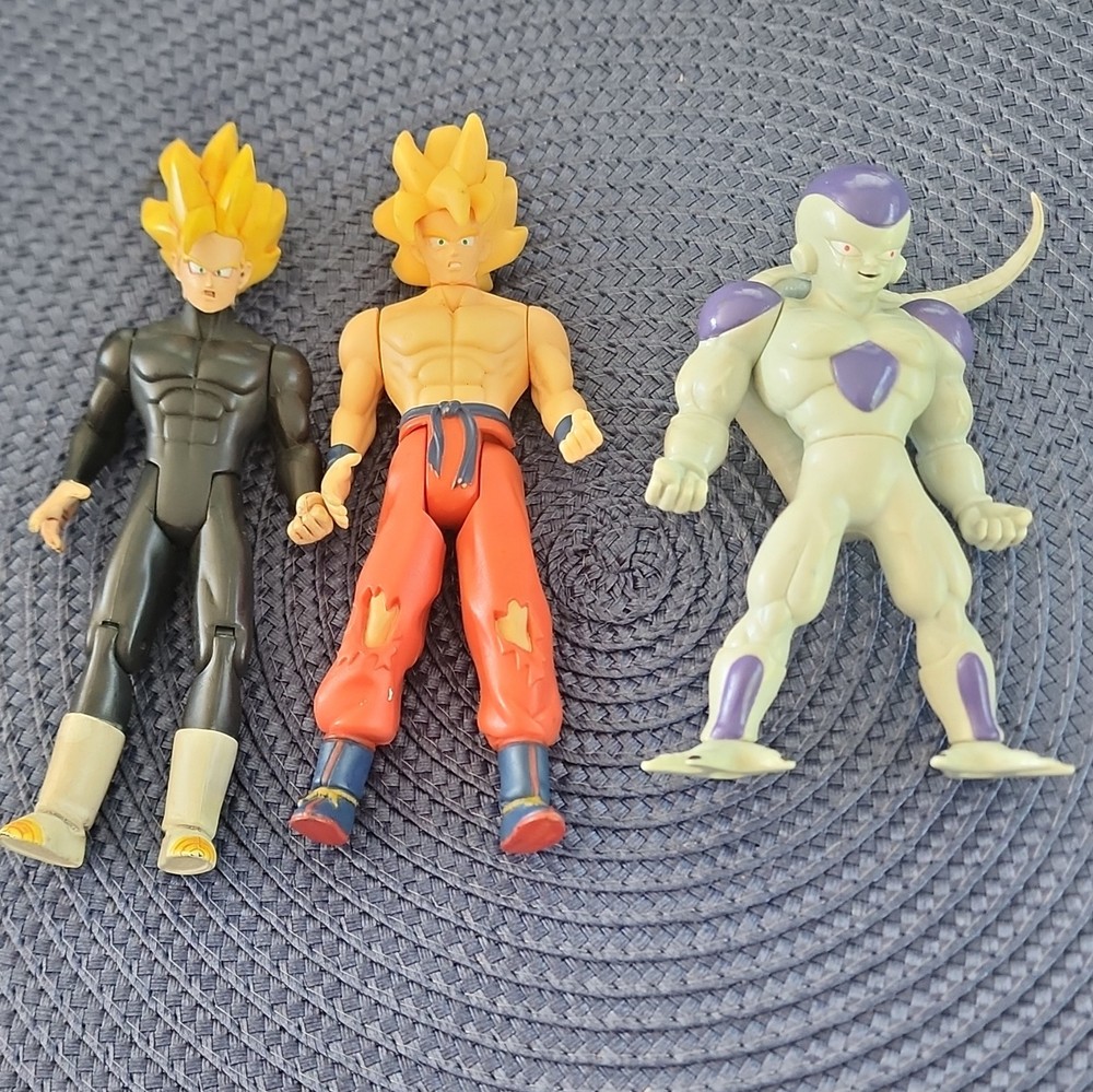 Irwin Toys Dragon Ball Z Goku Vegeta Frieza Action Figure Set Plastic