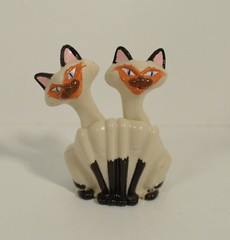 RARE 1997 Si & Am 3″ Action Figure McDonald’s EUROPE Disney Lady and the Tramp