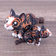Mini Cat and Baby 3D Printed Articulated Flexi Fidget Collectible Desk Pets