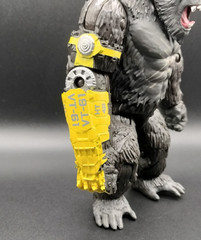 Godzilla X Kong The New Empire Kong with Beast Glove 6” Figure Lot T 13