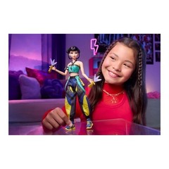 KPop Demon Hunters HUNTR/X Zoey Fashion Doll – Pre-Order