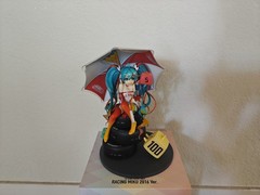 GSC Racing Miku 2016 Ver. 1/8 Figure