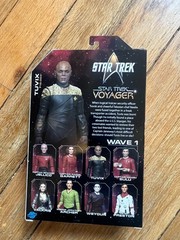 The Nacelle Company Star Trek Voyager Tuvix NEW FIGURE with accessories IN HAND