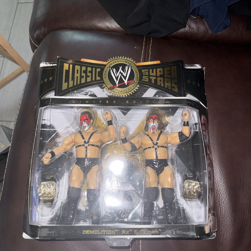 New Jakks WWE Classic Superstars Demolition Ax And Smash