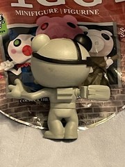 NEW Piggy Exclusive DLC Code Mystery Mini Figure Series 1 – Robbie