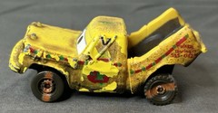 Disney Pixar Cars 3 Thunder Hollow Diecast Demolition Derby Taco 1:55