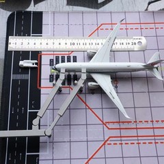 1:400 Scale Matte Twin Jet Bridge Model Airport Accessory Aircraft Excluded