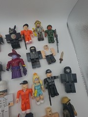 24 Roblox Figures with some Accessories Mixed Characters 24 pc Jazwares Maples