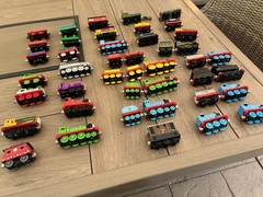 Thomas the Tank Engine Die Cast Metal Magnetic Lot of 35 Trains Cars +FAST SHIP!