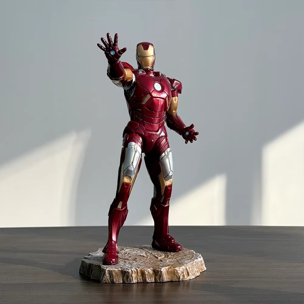 Iron Man – Marvel Cinematic Universe Avengers Super Hero