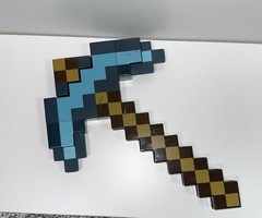 Mattel 2014 Minecraft Transforming 2-in-1 Diamond Sword Pickaxe Toy 21 in.