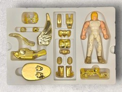 1990’s Vintage Saint Seiya St Fighter H-6608 Golden Cygnus Hyoga New Armour Ver