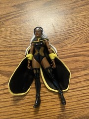 X-MEN toybiz 1998 STORM 1st appearance giant size x-men marvel universe Nice