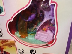 Polly Pocket DreamWorks Trolls Compact Playset With Poppy & Branch