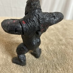 King Kong 6″ Action Figure Playmates Punching Action Twist 100-002