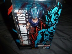 SH Figuarts Dragonball Z Super Saiyan God Son Goku Kaio-Ken Event Exclusive Edit