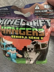 Minecraft Series 3 Random 1pc Hanger-Minecraft Blind Pkge with 1 Random Hanger